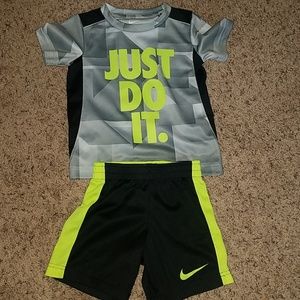 Boys Nike set